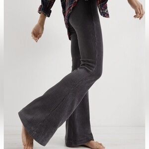 Aerie Charcoal Gray Groove-On Ribbed Velour Flare Pants